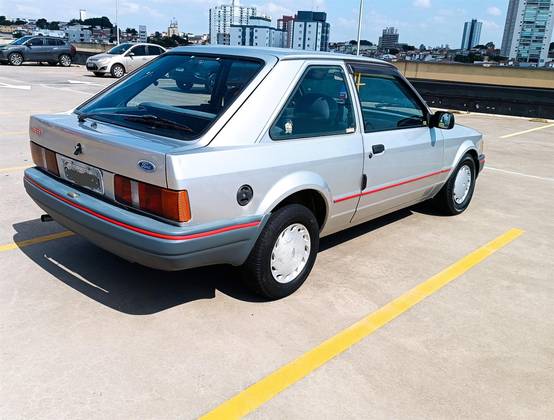 FORD ESCORT 1.0 HOBBY 8V GASOLINA 2P MANUAL